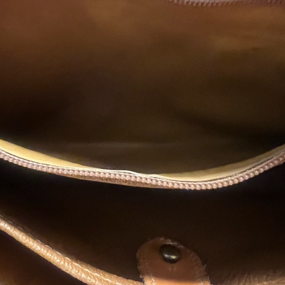 Vintage Dooney & Bourke Crossbody Bag - Picture 10 of 11